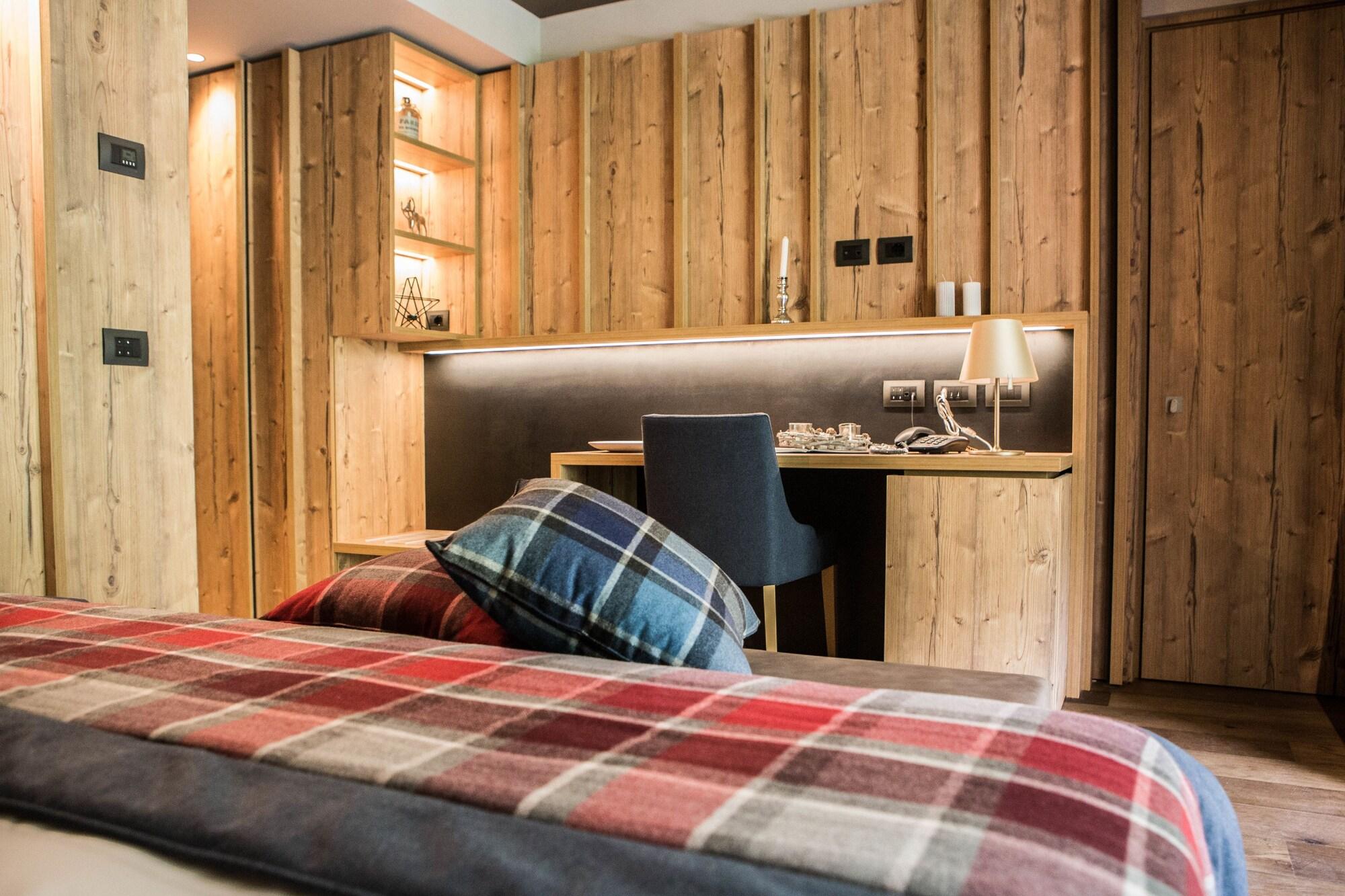Hotel La Vetta San Domenico Luaran gambar